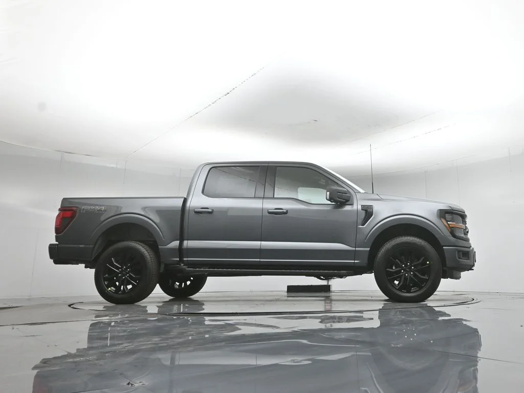 New 2026 Carbonized Gray Metallic Ford XLT image 48