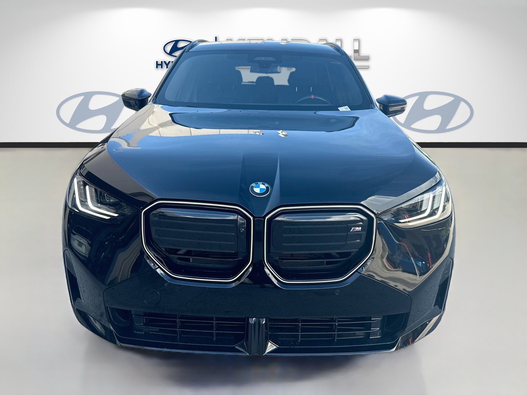 Used 2026 Black Sapphire Metallic BMW M50 xDrive image 2