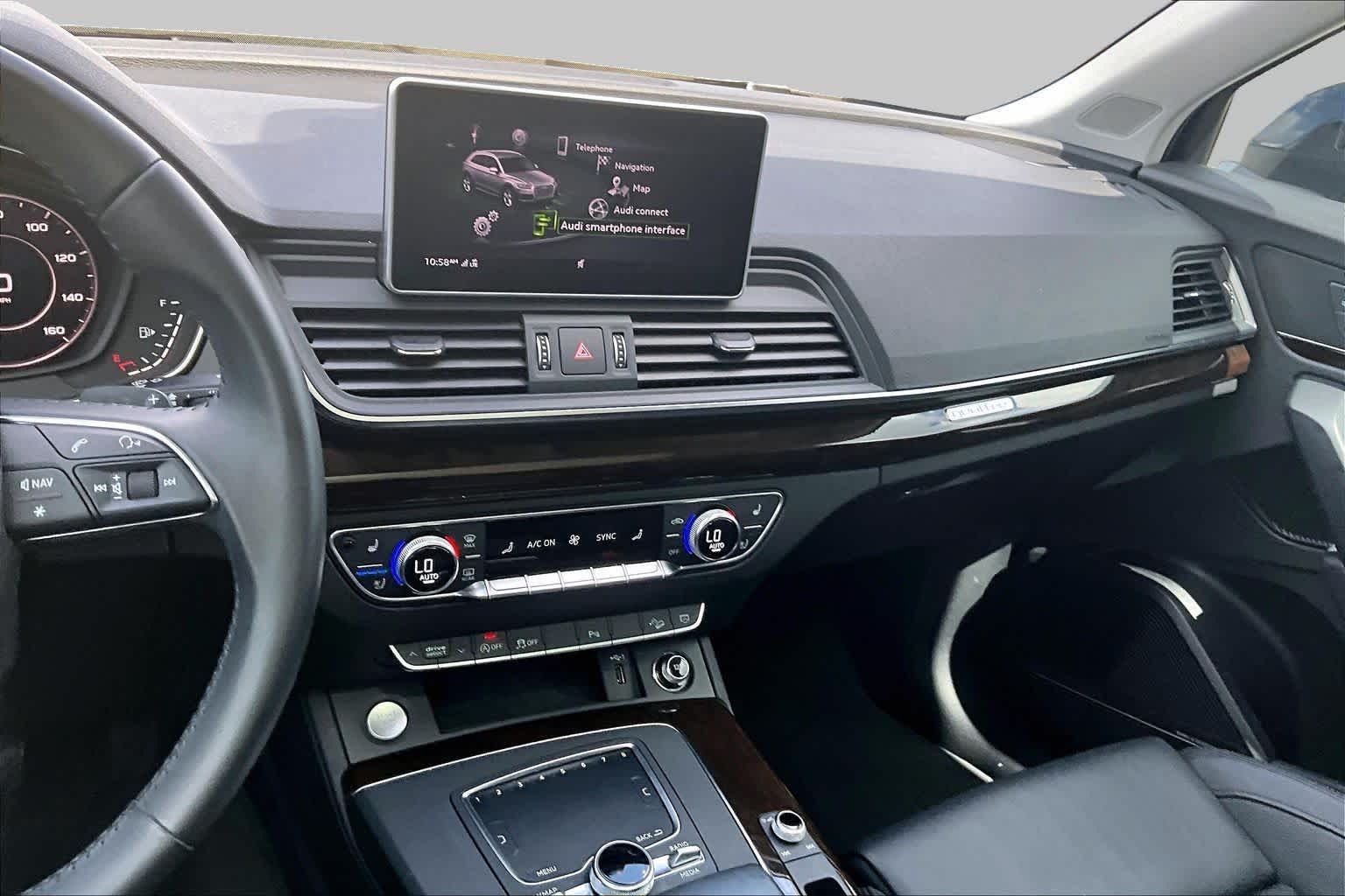 Used 2018 Manhattan Gray Metallic Audi Premium Plus image 6