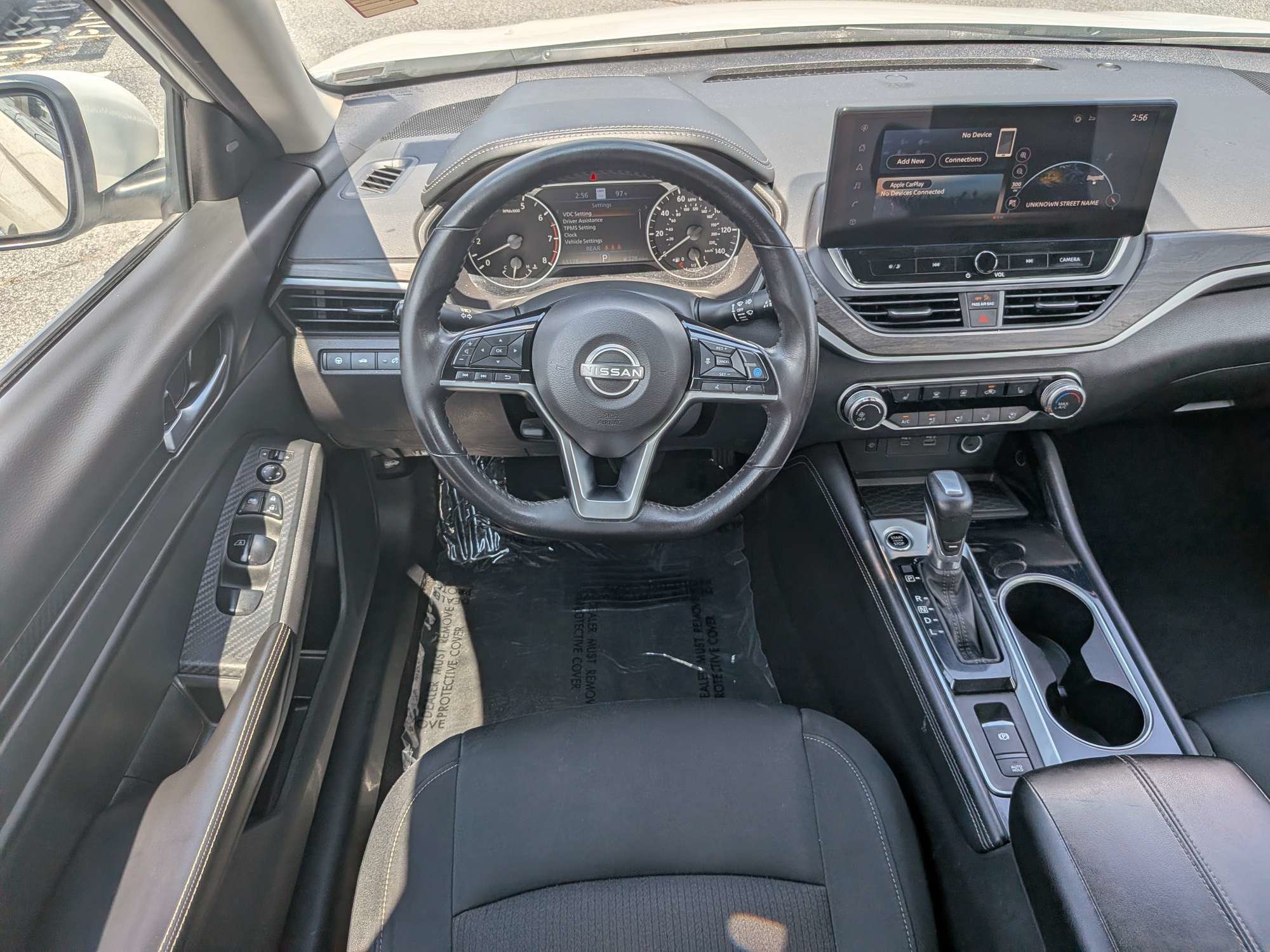 Used 2024 White Nissan 2.5 SV image 13