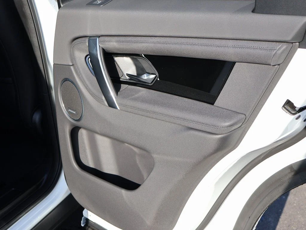 New 2025 Fuji White Land Rover S image 16