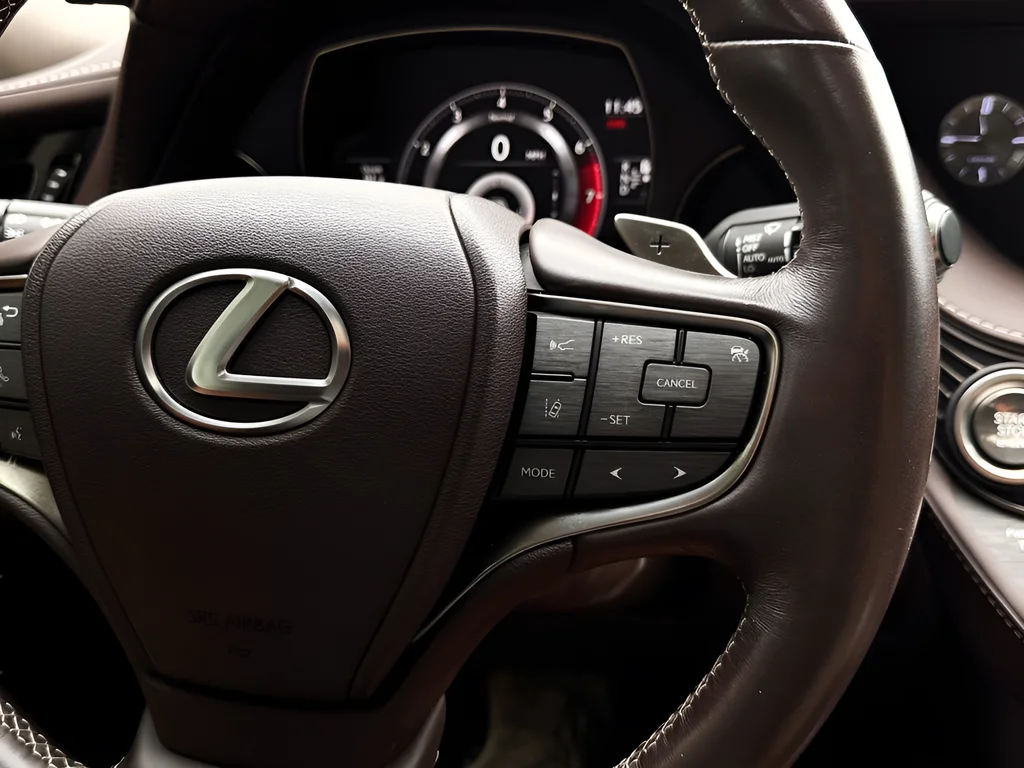 2020 Lexus LS Base - Photo 13