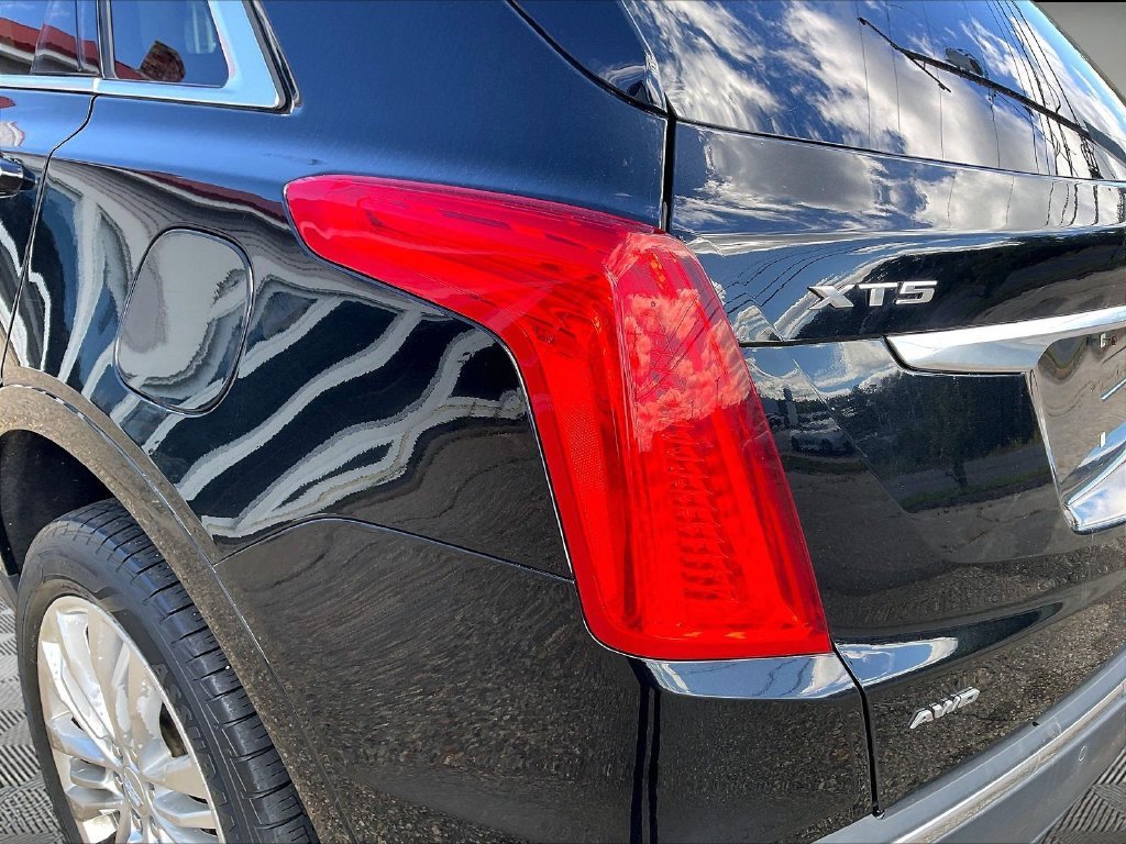 Used 2018 Stellar Black Metallic Cadillac Premium Luxury image 31