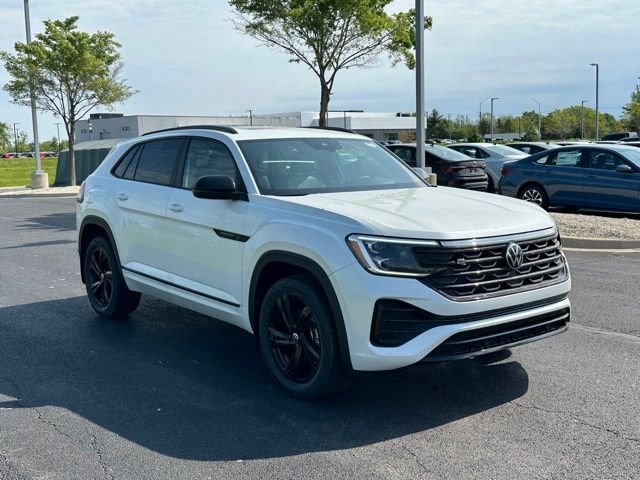 New 2026 Opal White Pearl Volkswagen SEL R-Line Black image 3