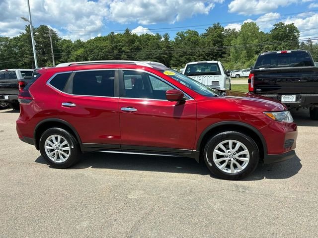 Used 2018 Red Nissan SV image 2