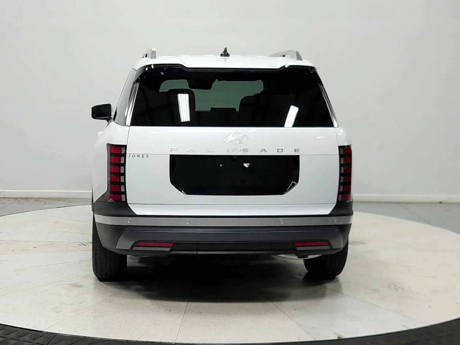 Used 2026 White Hyundai SEL image 7