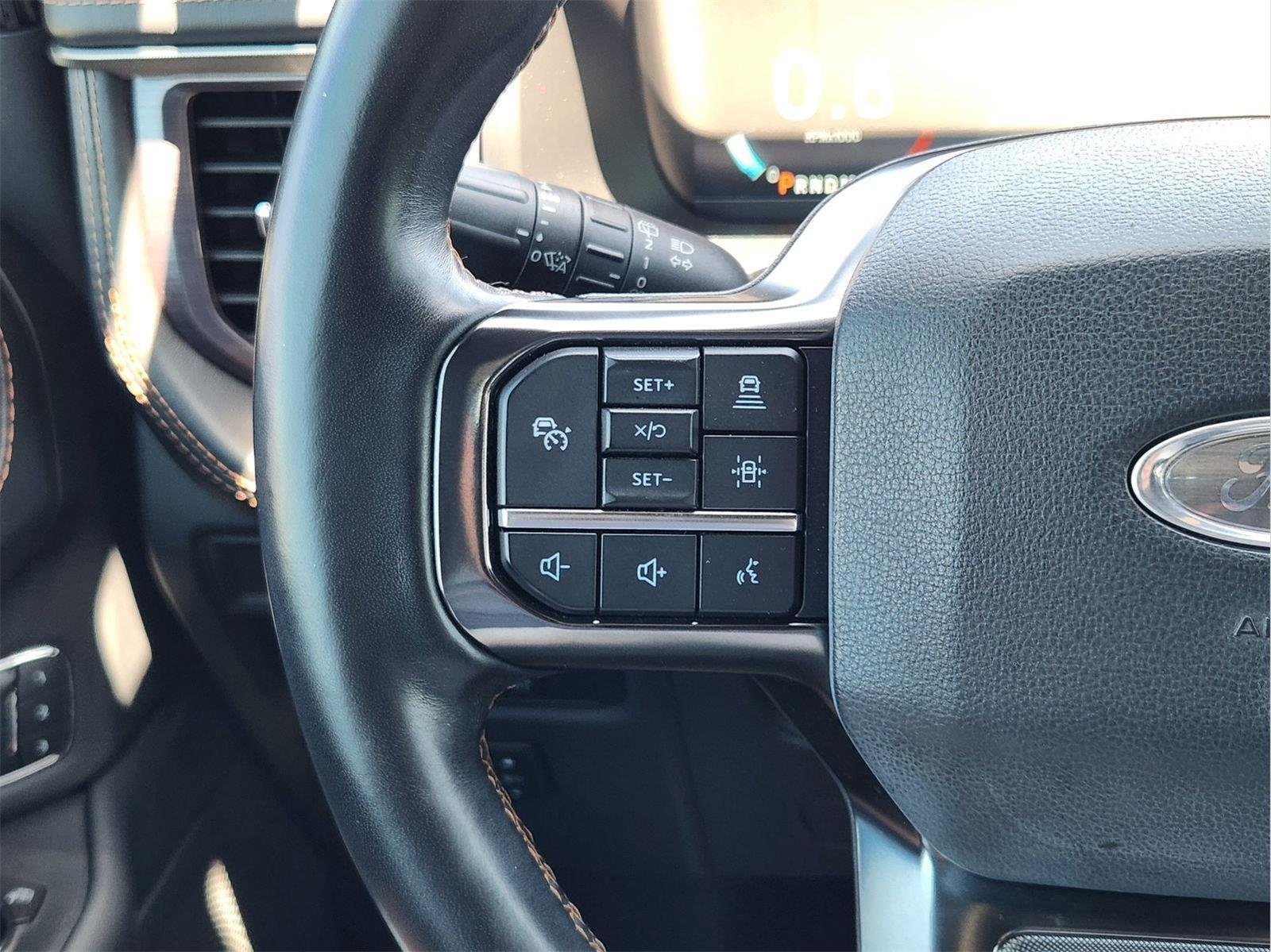 Used 2022 Agate Black Ford Platinum image 27