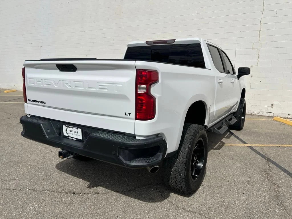 Used 2021 Summit White Chevrolet LT image 6