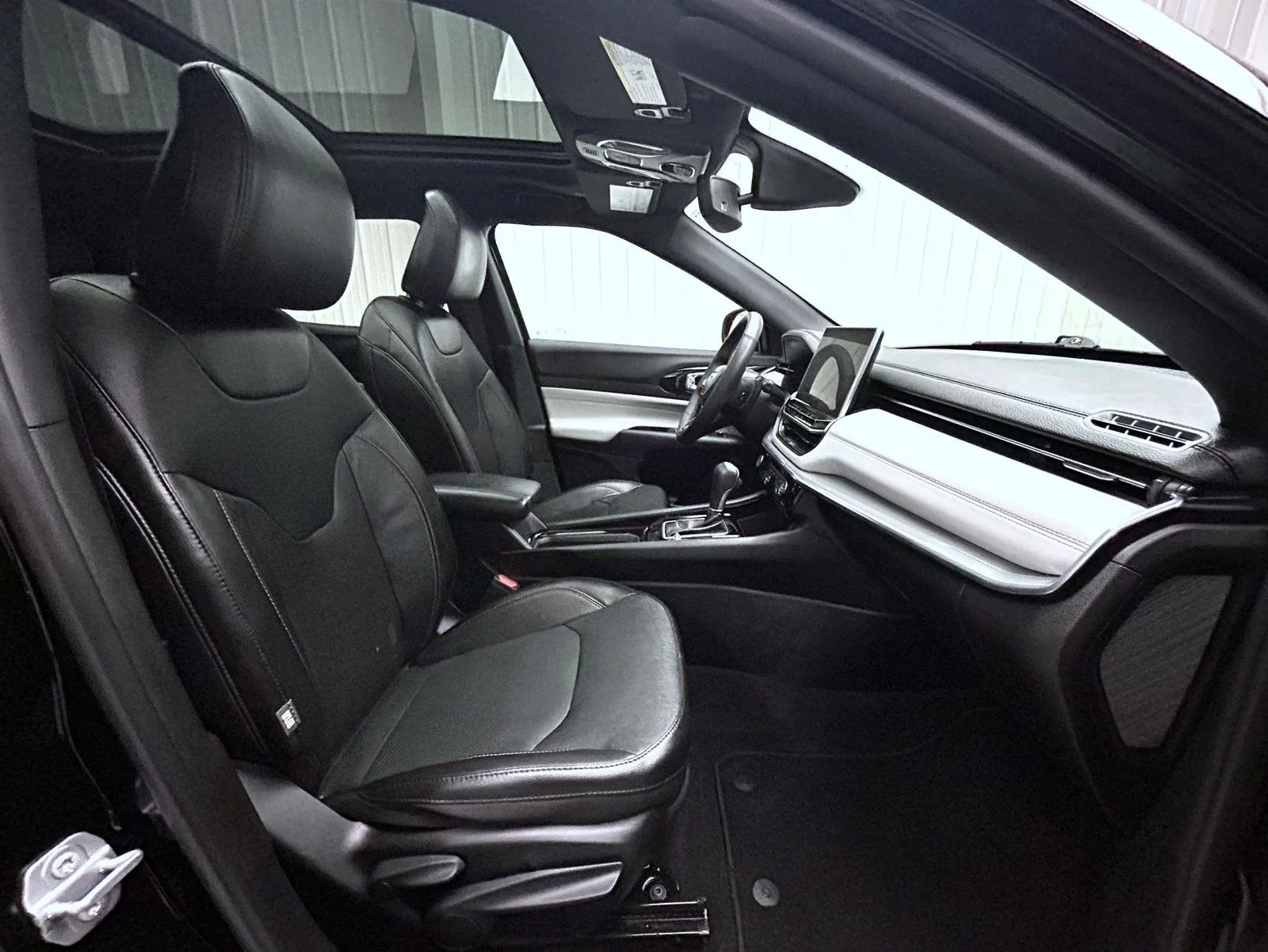Used 2023 Black Jeep Limited image 15