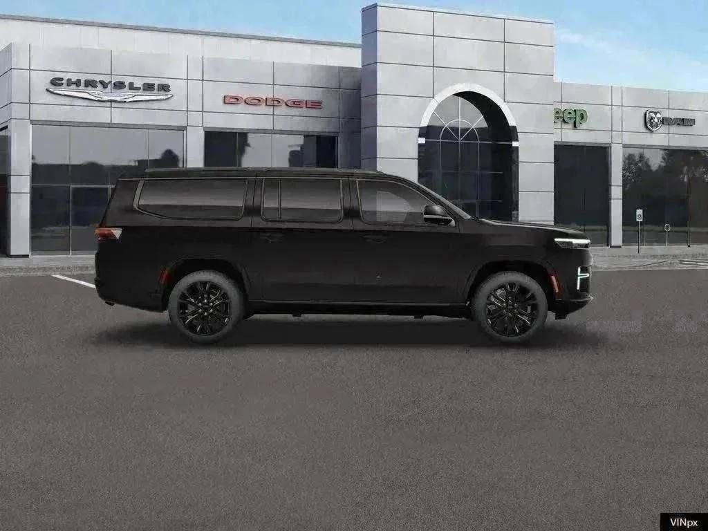 New 2026 High Gloss Black Exterior Paint Jeep Summit Reserve image 8