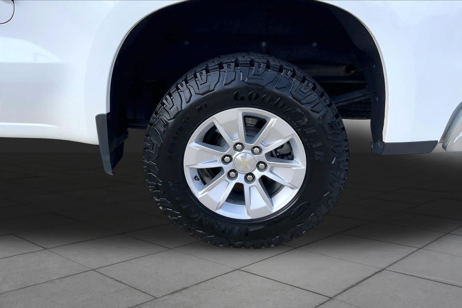 2021 Chevrolet Silverado 1500 LT - Photo 11