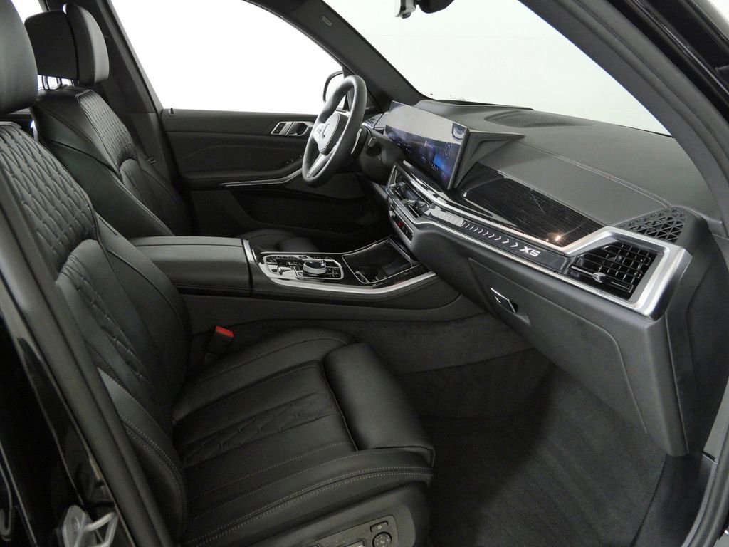 New 2026 Black Sapphire Metallic BMW xDrive40i image 20