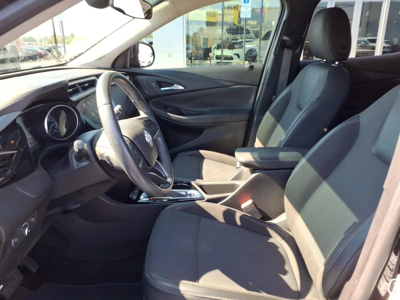 Used 2022 Ebony Twilight Metallic Buick Select image 24