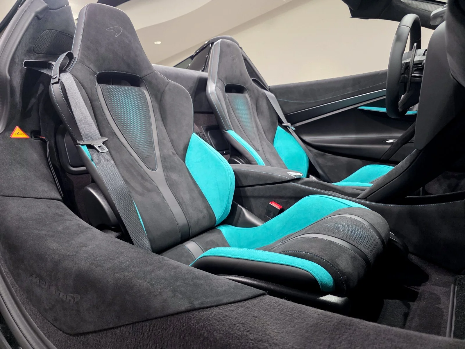 2027 McLaren 750S Base - Photo 24