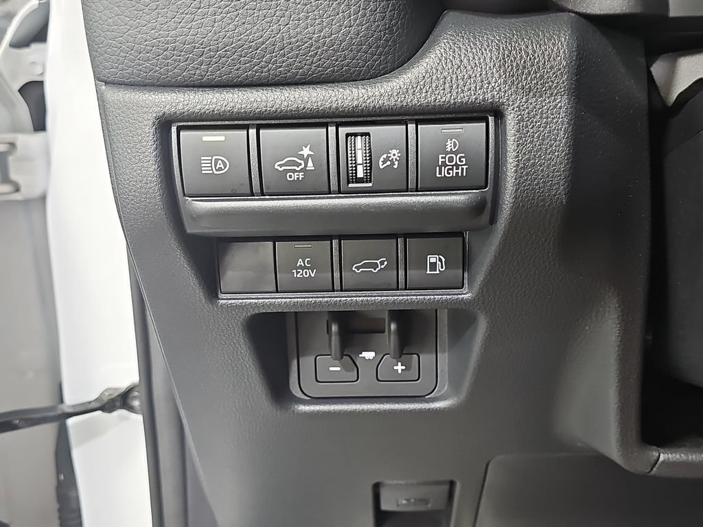 Used 2025 White Toyota 1958 image 32