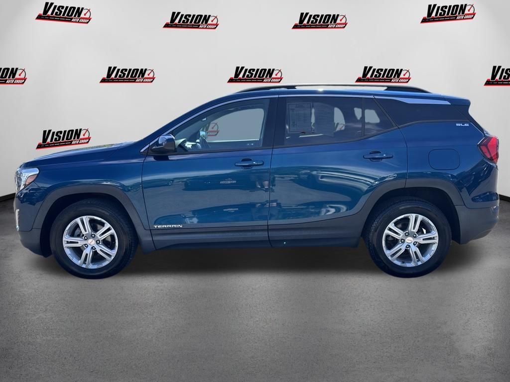 Used 2020 Blue GMC SLE image 10