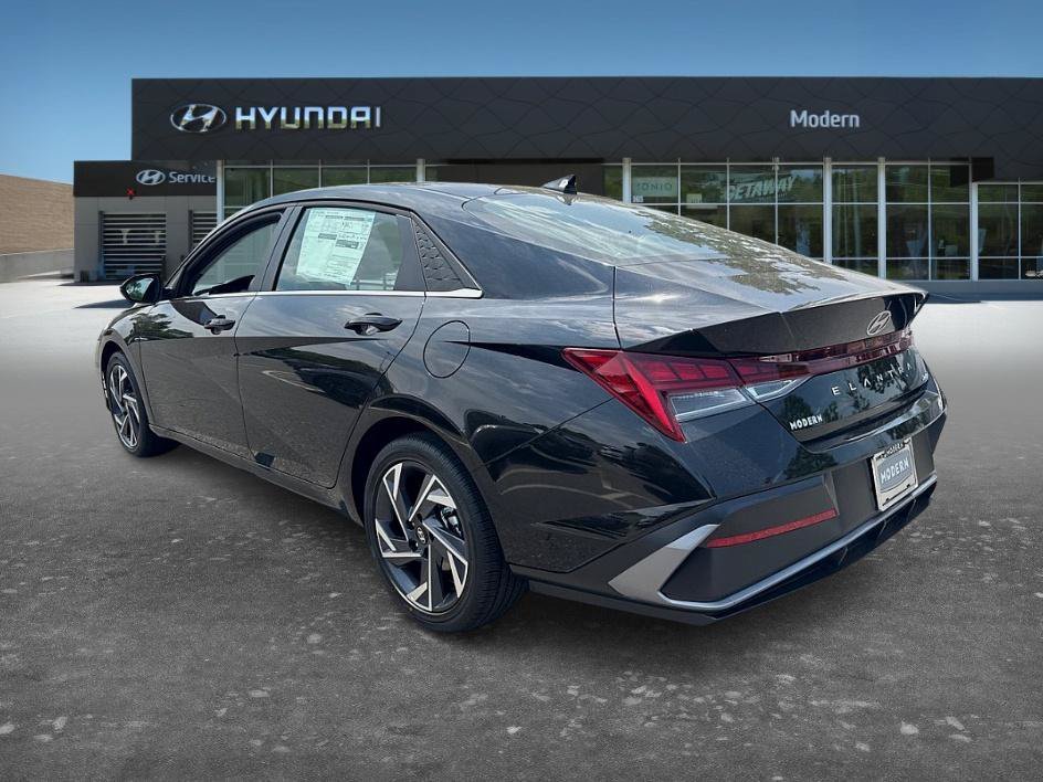 New 2026 Abyss Black Hyundai Limited image 4