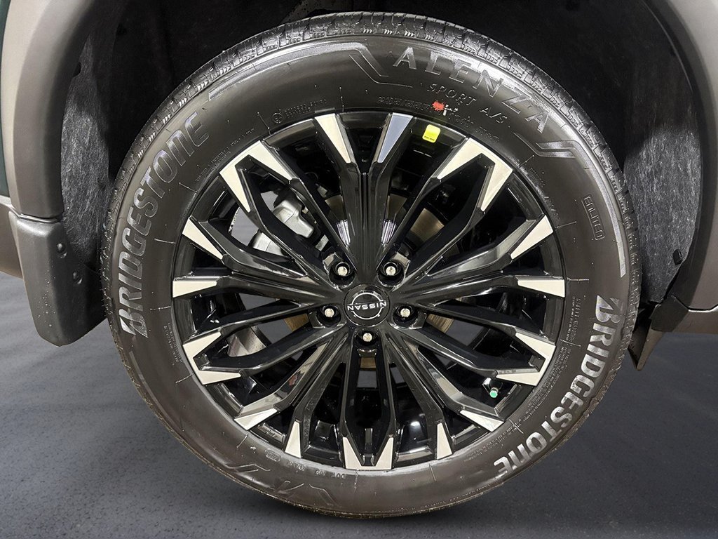 New 2026 Obsidian Green Pearl Nissan Dark Armor™ image 9
