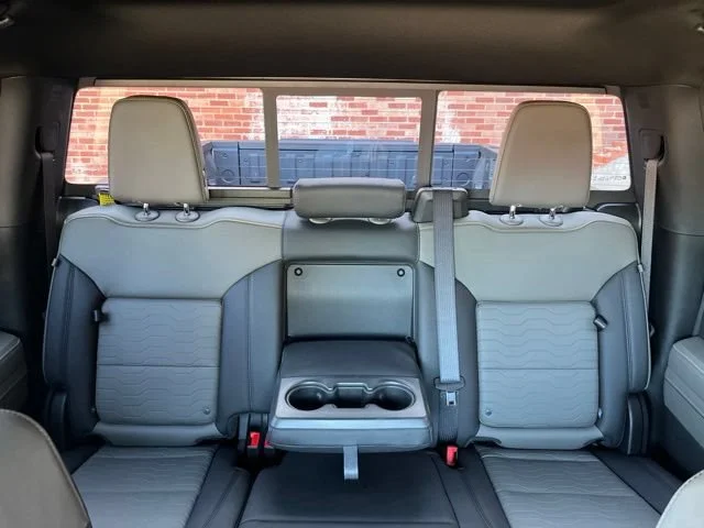 2026 Chevrolet Silverado 1500 ZR2 - Photo 37