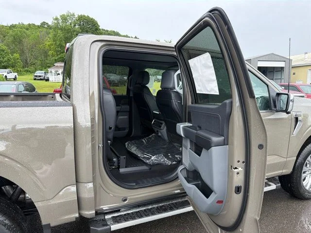 New 2026 Marsh Gray Ford Lariat® image 51