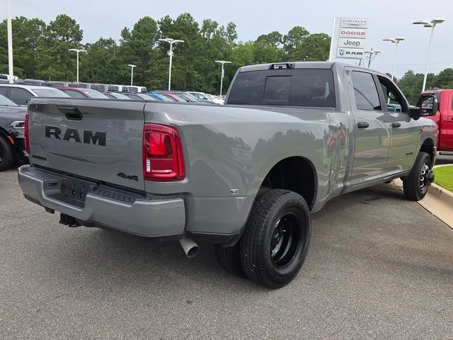New 2026 Ceramic Gray Clear-Coat Exterior Paint RAM Big Horn image 13