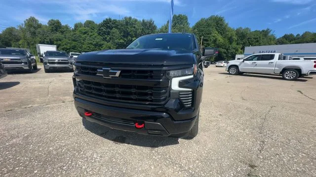Used 2023 Black Chevrolet RST image 3