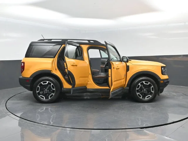 Certified Used 2022 Cyber Orange Metallic Tricoat Ford Outer Banks image 54