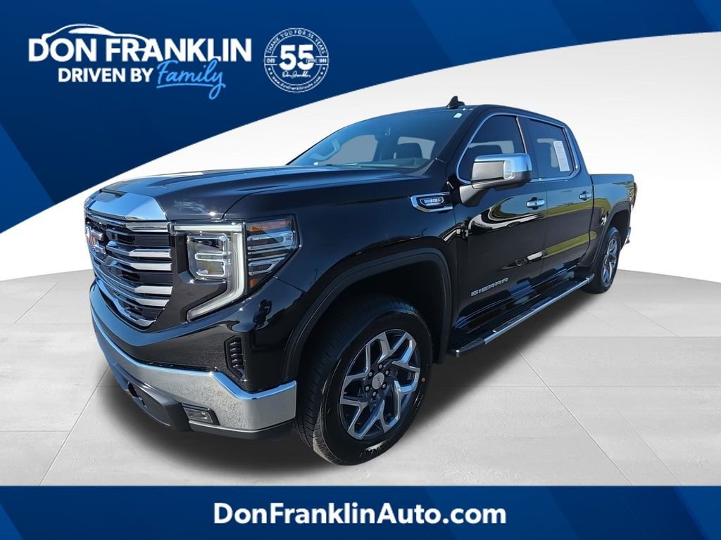 2022 GMC Sierra 4WD Crew Cab Short Box SLT's photo