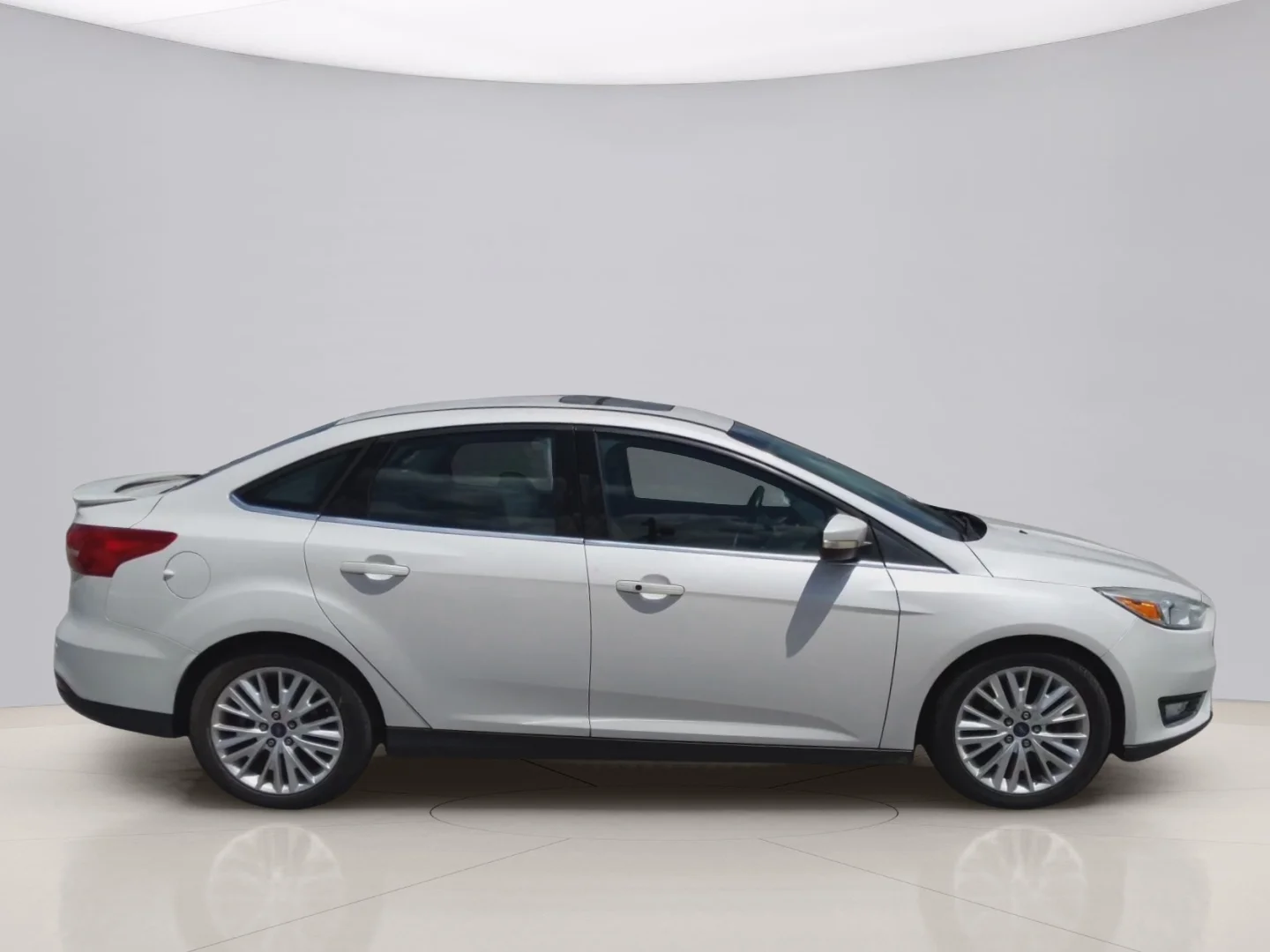 Used 2017 White Ford TITANIUM image 6