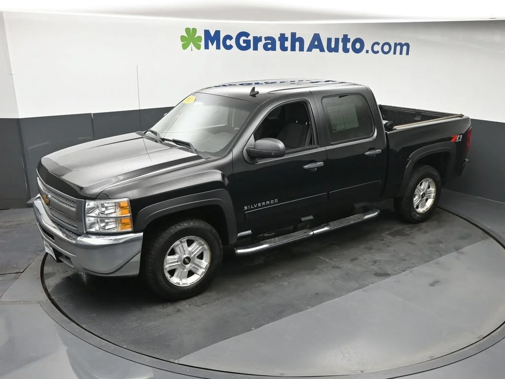 Used 2012 Black Chevrolet LT image 21
