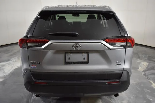 Used 2023 Silver Toyota LE image 8