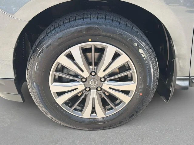 Used 2020 Gun Metallic Nissan SV image 13