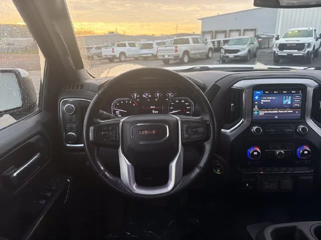 Used 2021 SUMMIT WHITE GMC SLT image 16