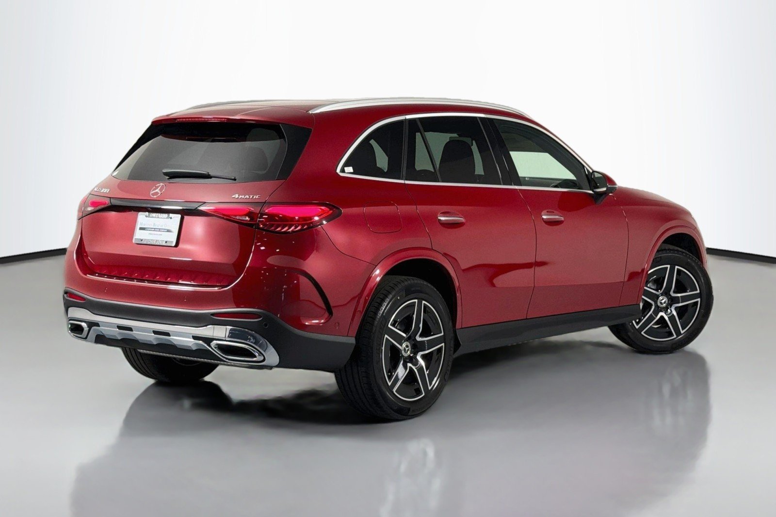 New 2026 MANUFAKTUR Patagonia Red Metallic Mercedes-Benz GLC 300 4MATIC® SUV image 11