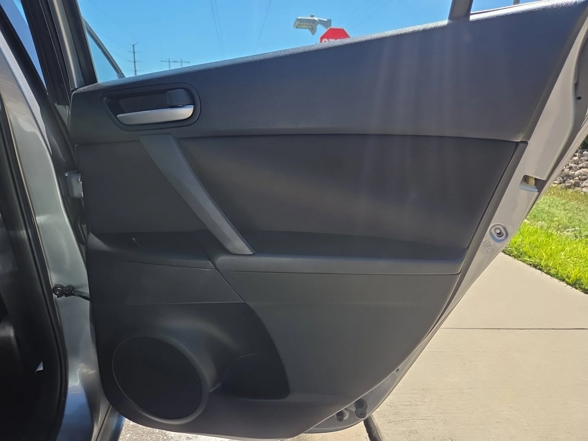 Used 2013 Black Mica Mazda i Touring image 21