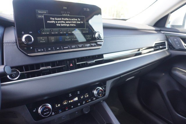 2025 Mitsubishi Outlander Plug-in Hybrid SEL - Photo 29