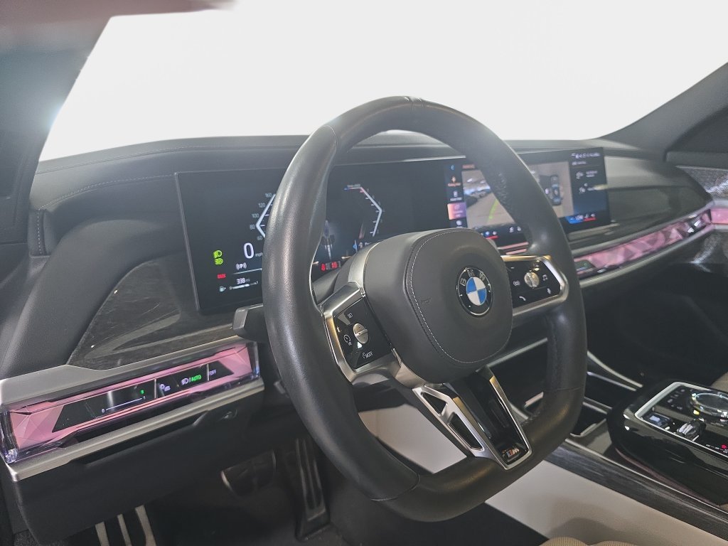 Certified Used 2023 Dravit Grey Metallic BMW 740i image 18