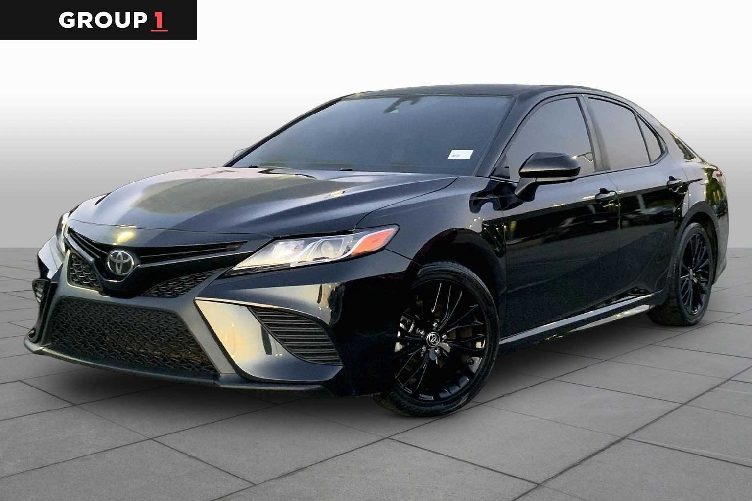 2020 Toyota Camry 2.5 Auto SE Nightshade's photo
