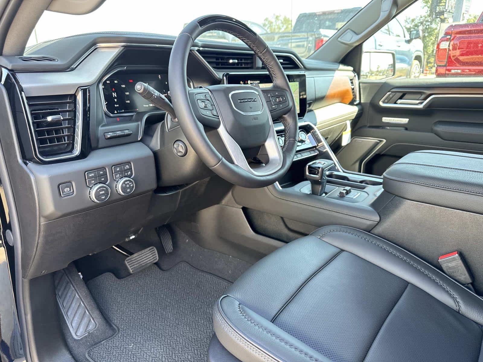 2026 GMC Sierra 1500 Denali - Photo 10