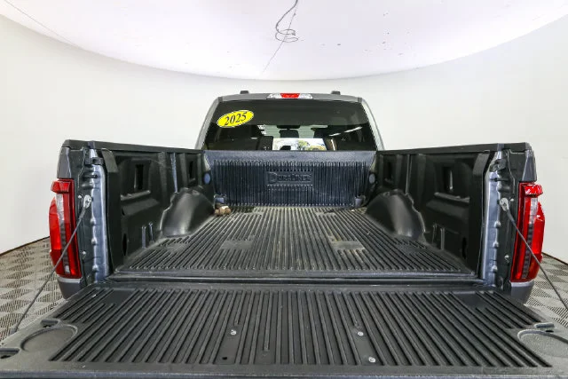 Used 2025 Gray Ford XLT image 11
