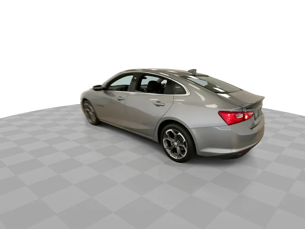 Used 2024 GRAY Chevrolet LT image 8