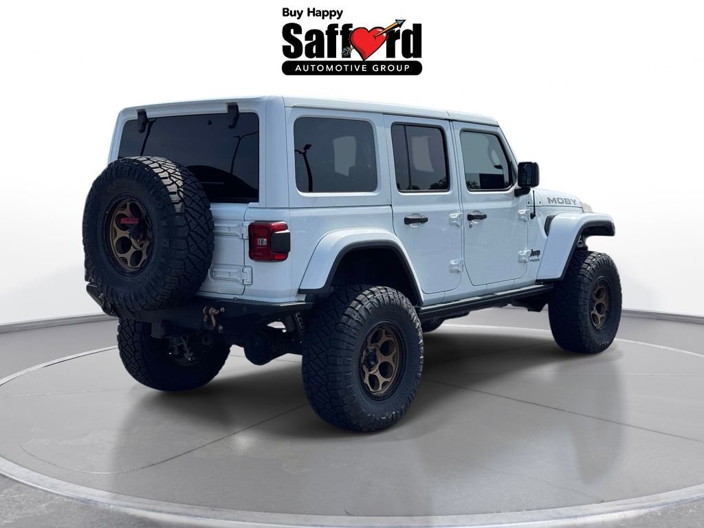 Used 2019 White Jeep Unlimited Sahara image 8