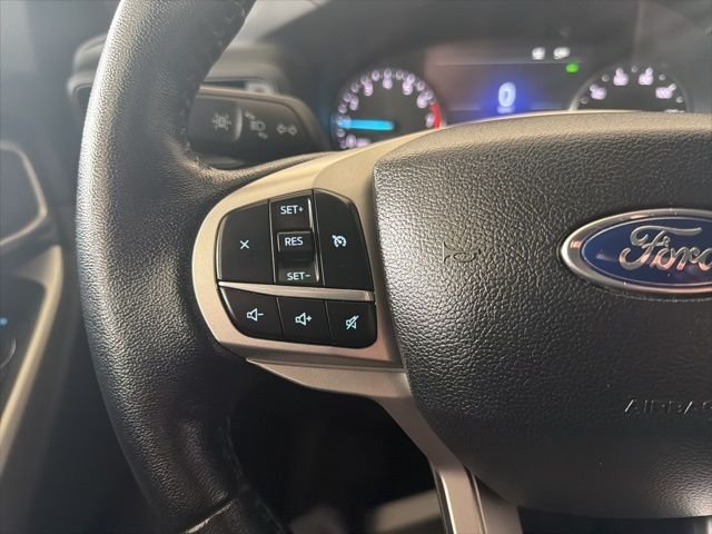 Used 2022 White Ford XLT image 24