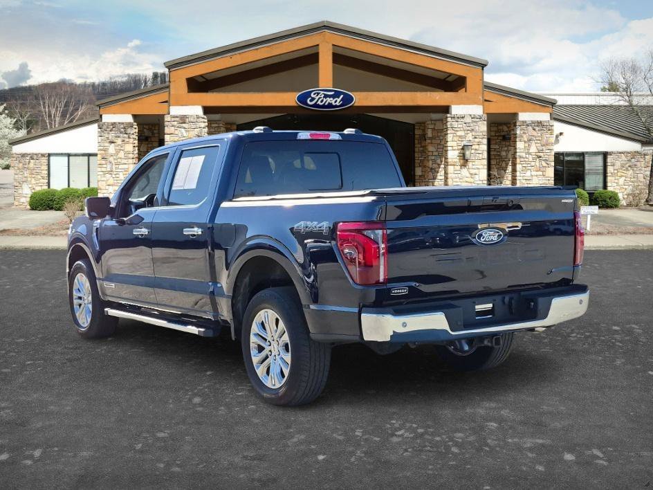 Used 2025 Blue Metallic Ford LARIAT image 3