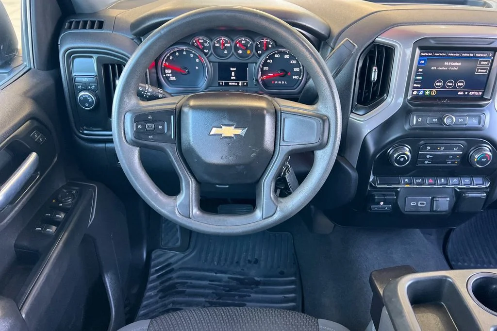 Used 2021 Black Chevrolet Custom image 16