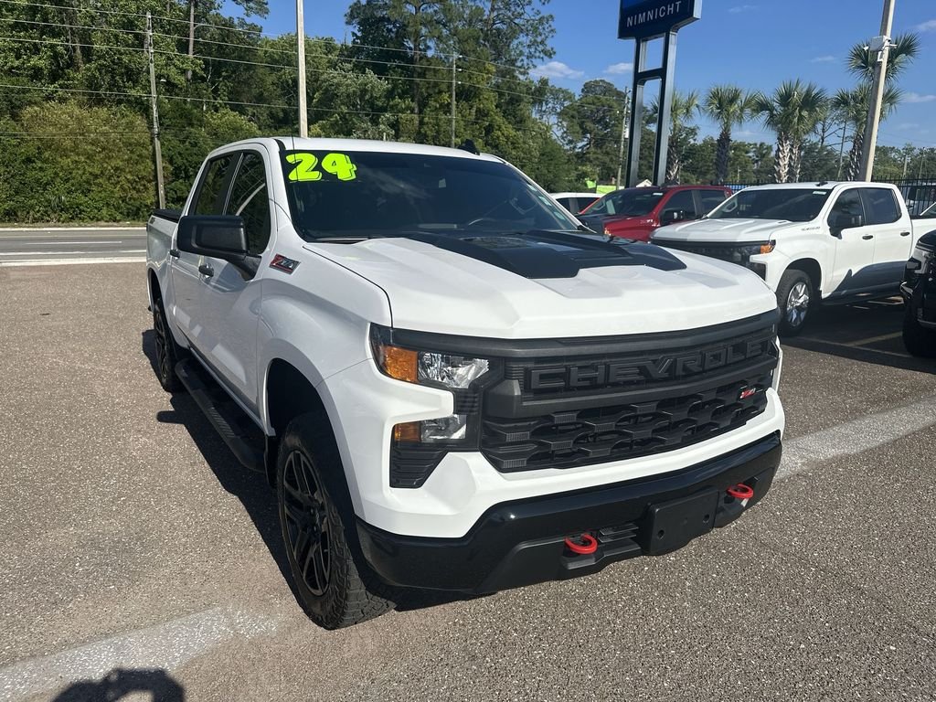 Used 2024 Summit White Chevrolet Custom Trail Boss image 10