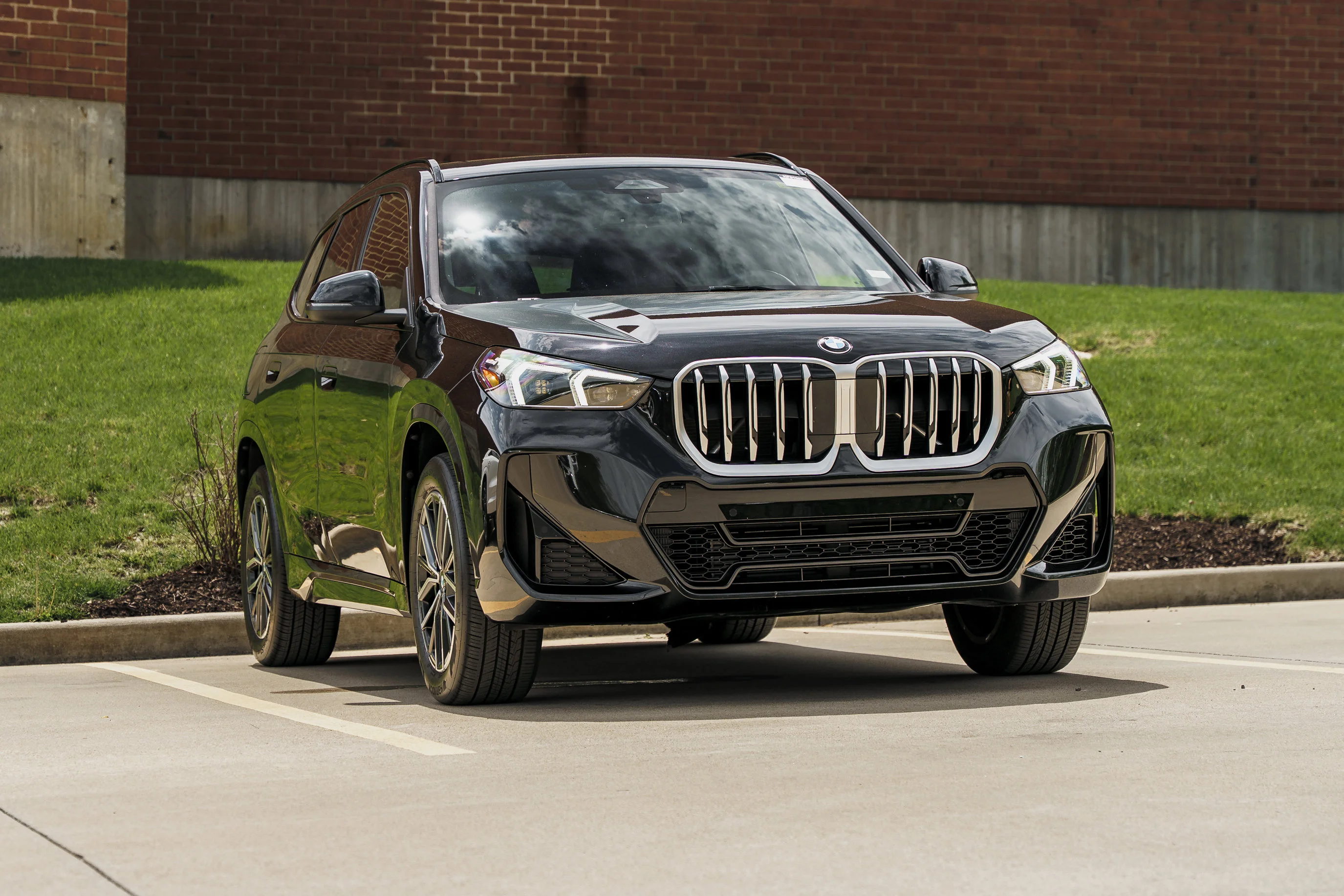 2025 BMW X1 28i
