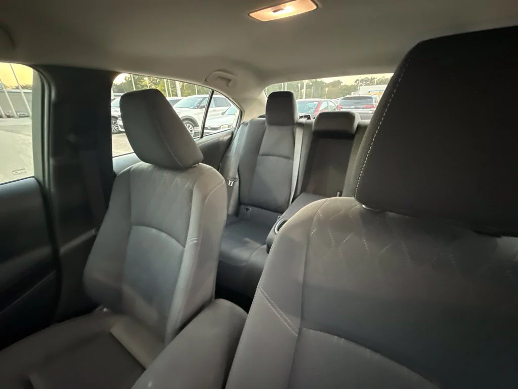 Used 2025 White Toyota LE image 18
