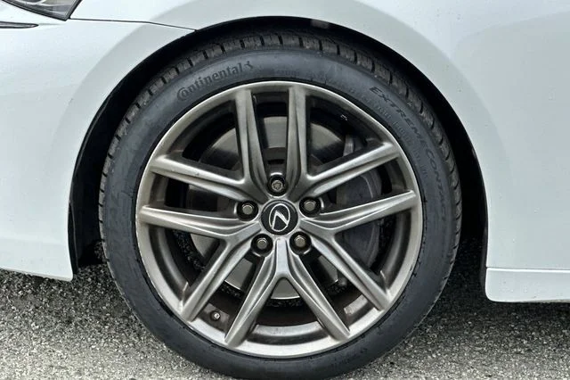 Used 2020 White Lexus 350 image 32