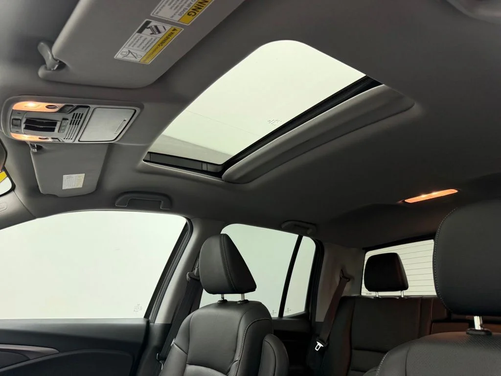 Used 2020  Honda RTL image 5